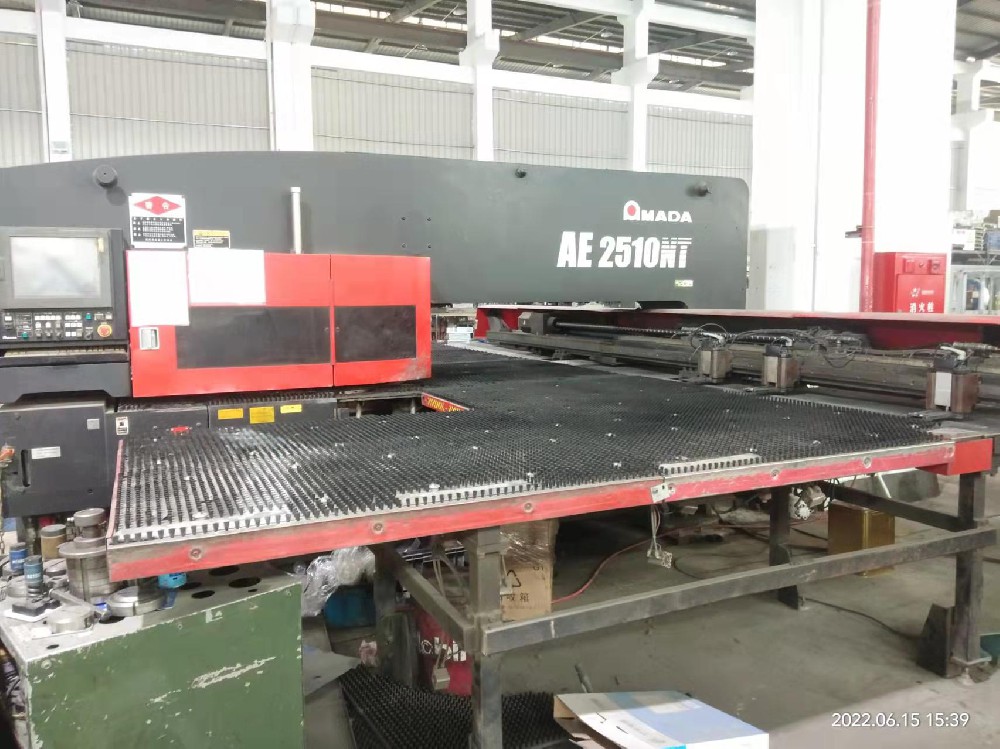 AMADA 2510数控冲床